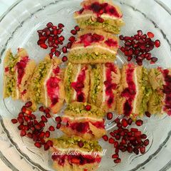 A picture of Beetroot and sprouted green gram sandwich.