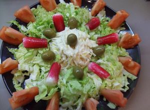 Foto principal de Ensalada de col china y rábano negro