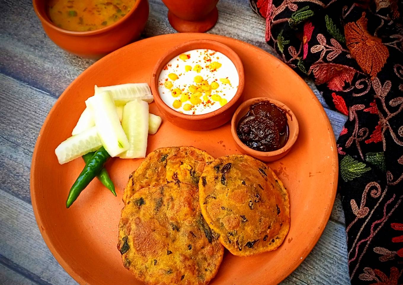 Bathua puri (without boiling)
