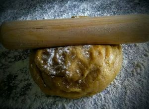 Una foto de Masa para empanada gallega con hierbas y paprika española