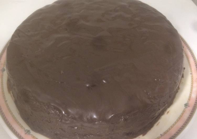 Tarta de chocolate rellena de nocilla