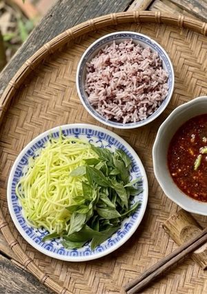 Hình của món Bí Ngòi Chần Chấm Tôm Kho Mắm Ruốc Huế.