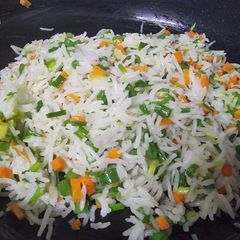 A picture of Fried rice pulao.