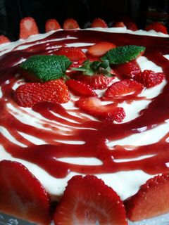 Erdbeeren Cheesecake (ohne Backen) Rezepthauptbild