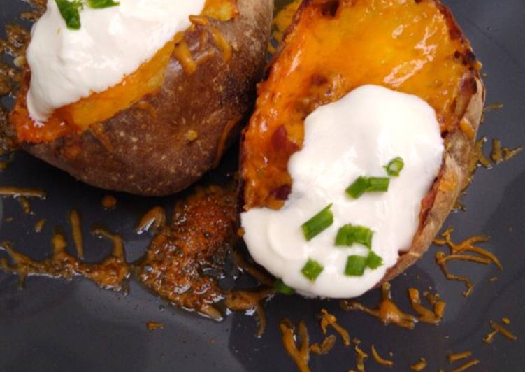 Simple Way to Make Super Quick Homemade Loaded Jacket Potatoes