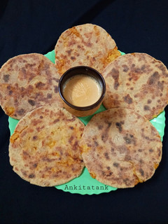 રાજગરા ના આલુ પરોઠા (Rajgira Aloo Paratha Recipe In Gujarati) રેસીપી મુખ્ય ફોટો