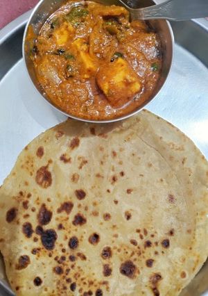 A picture of Saahi Paneer.