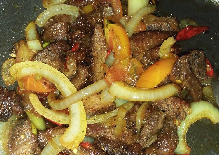 Tumis daging sapi bombay lada hitam Simple
