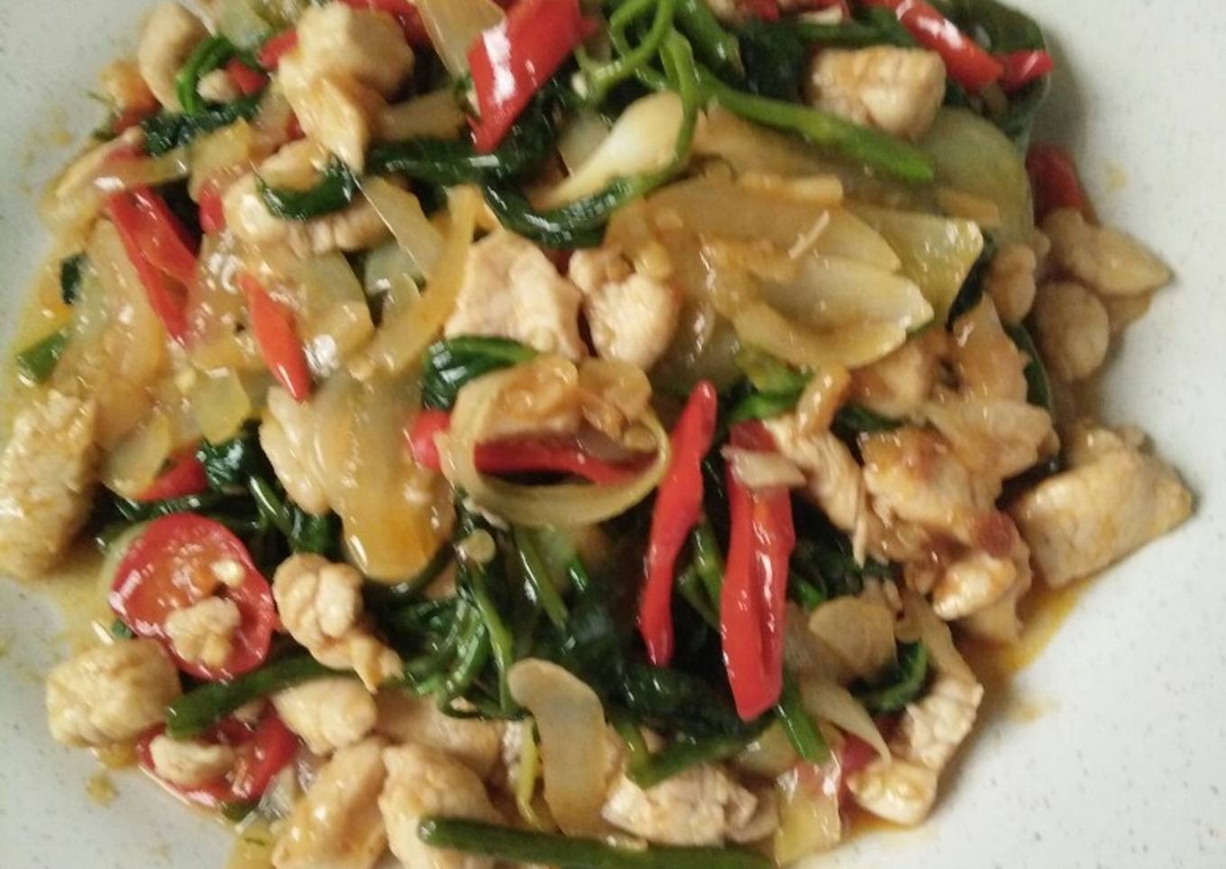 ������Tumis kangkung ayam mentega������