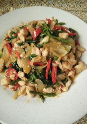 Foto resep 💗Tumis kangkung ayam mentega💗