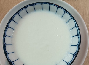 蛋白燉奶（15分鐘完成養顏潤膚甜品） 的食譜成品照片