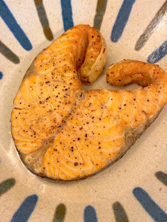 氣炸鍋鮭魚 的食譜成品照片