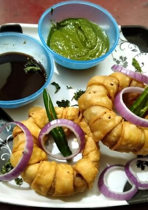 रिंग समोसा (Ring Samosa recipe in hindi) रेसिपी मुख्य फोटो