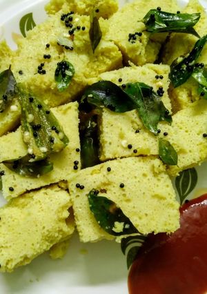 বেসন ধোকলা(Besan Dhokla recipe in Bengali) রেসিপির প্রধান ছবি