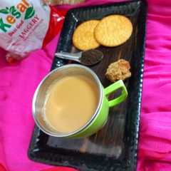 गुड़ की चाय (Gur Ki Chai ki recipe in hindi)-レシピのメイン写真
