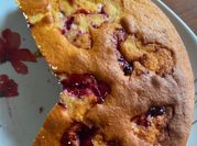 Una foto di marmellata ai frutti di bosco