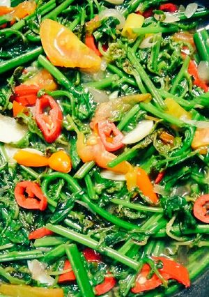 Foto resep Tumis Pakis (Paku2)