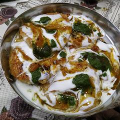 A picture of Crispy Aloo tikki (starter).