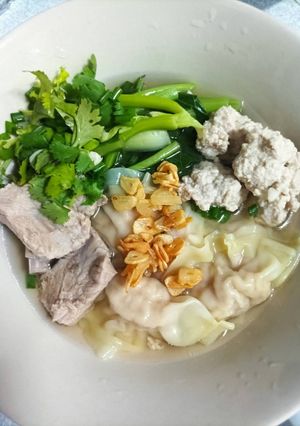 รูปของ เกี๊ยวหมูน้ำ+ซุปซี่โครงหมู