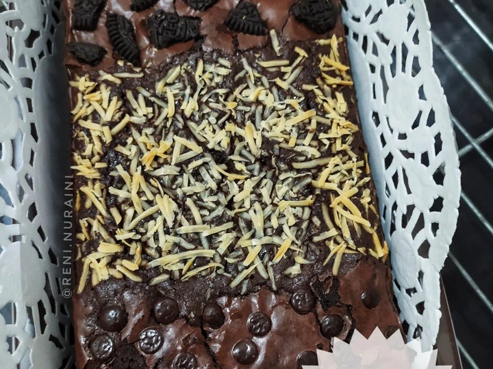 Cara Gampang Membikin Resep Shiny Crust Fudgy Brownies yang Sempurna Anti Ribet, Uenak Banget