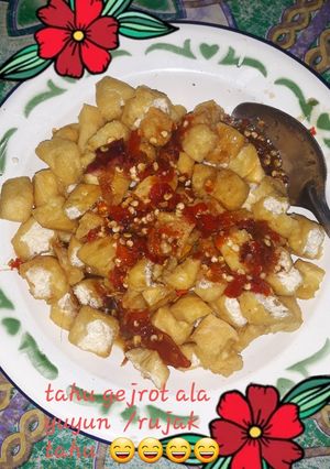 Foto resep Tahu gejrot ala yuyun (d jamin ketagihan😁😁😁😁)