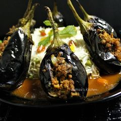 A picture of Sheikh Al Mahshi (Stuffed Eggplants - Lebanese Style).