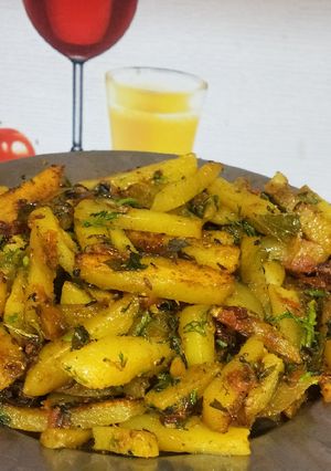 A picture of Garlic Potato Wedges.