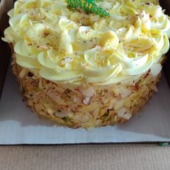 A picture of Rasmalai cake.