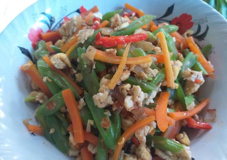 Oseng Wocistel (Wortel, Buncis, Telur)