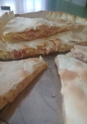 Una foto de Tarta de jamón y queso