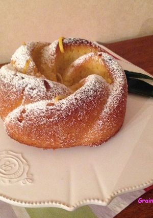 Une photo de Bundt cake au citron
