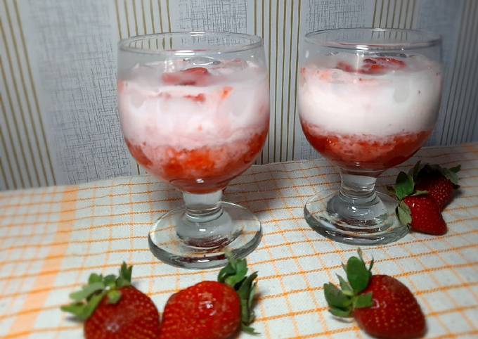 Korean Strawberry Milk foto resep utama