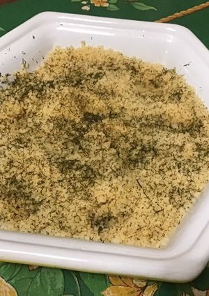 Une photo de Semoule moyenne au bouillon de crevettes et aneth