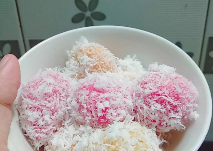 Resep Klepon Simple Warna Warni Oleh Chiril Nisa Cookpad