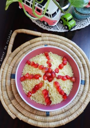Une photo de Couscous aux grenades 🥣
