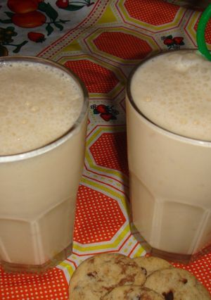 Una foto de Licuado de durazno con leche
