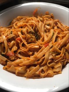 صورة لوصفة مكرونه بالبطاطس والخضار 🍝🥗