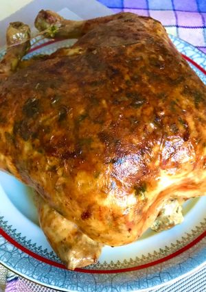 Töltött egész csirke recept fotója