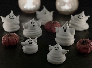 Una foto de 🇺🇸 Especial de Halloween: FANTASMITAS de MERENGUE (Estados Unidos)