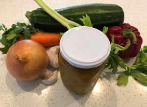 Una foto de Caldo concentrado de verduras