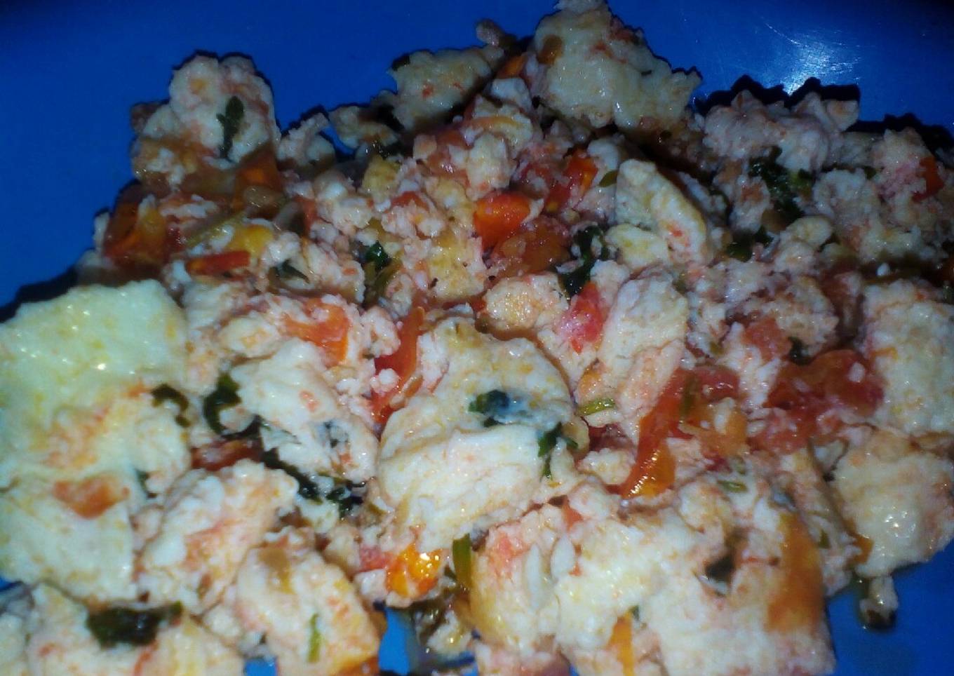 Coriander scrambled eggs