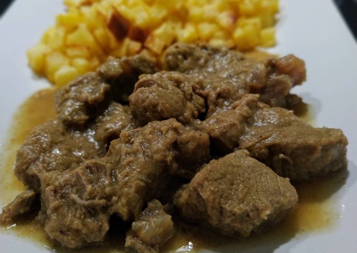 Carne gobernada (cocción lenta tm6)