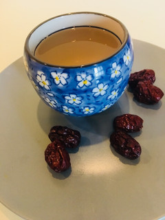 A picture of Red dates ginger tea.