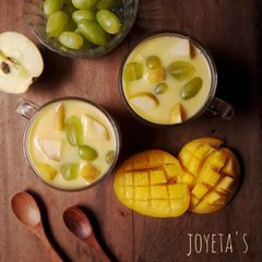 A picture of Fruit custard.
