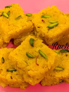 A picture of Kesariya Coconut Burfi.