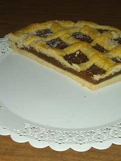 Una foto de Pasta frola de dulce de batata con chocolate