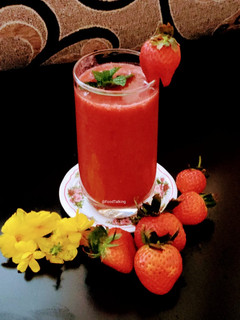A picture of Strawberry Juice.