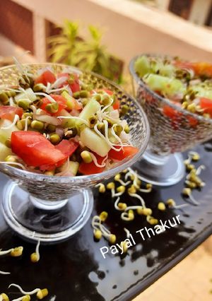 A picture of Sprout Salad.