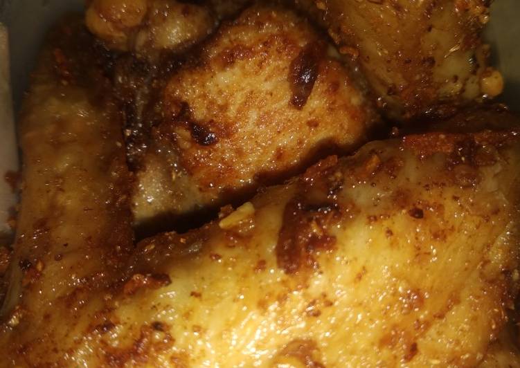 Langkah Mudah untuk Menyiapkan Ayam goreng bawang putih gercep, Lezat Sekali
