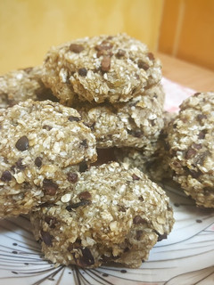 Una foto de Galletas con nibs de cacao y coco